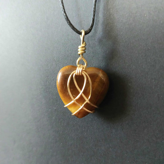 Collier réglable coeur oeil de tigre doré pierre naturelle fait main l'Arche de Jessica