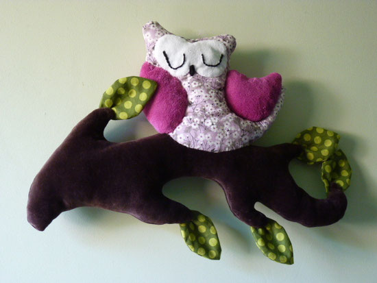 Mobile décoration chambre bébé fille hibou fuchsia liberty branche arbre fait main l'Arche de Jessica