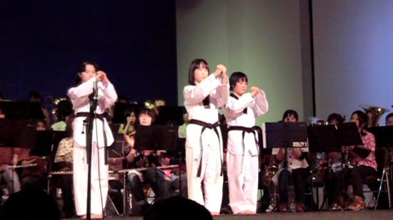菊地支部 宮田莉玖選手・阿蘇支部 西村真利愛選手・米田優選手