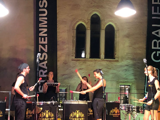 Lange Trommlernacht · aus der Studio Kino-Kantine im Grauen Hof 