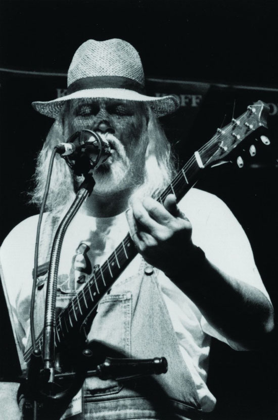 BLUESBRUNCH - HANS BLUES & BOOGIE - KUNSTQUARTIER GRAUER HOF