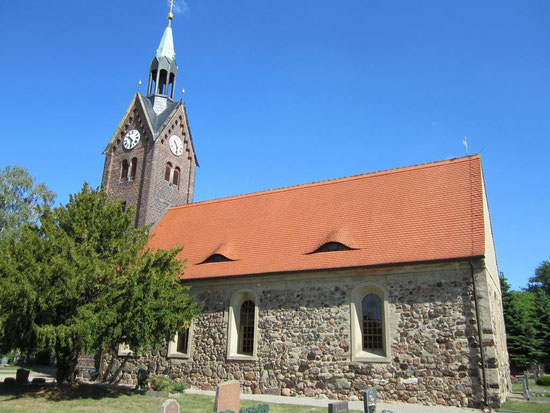 Romanische Dorfkirche