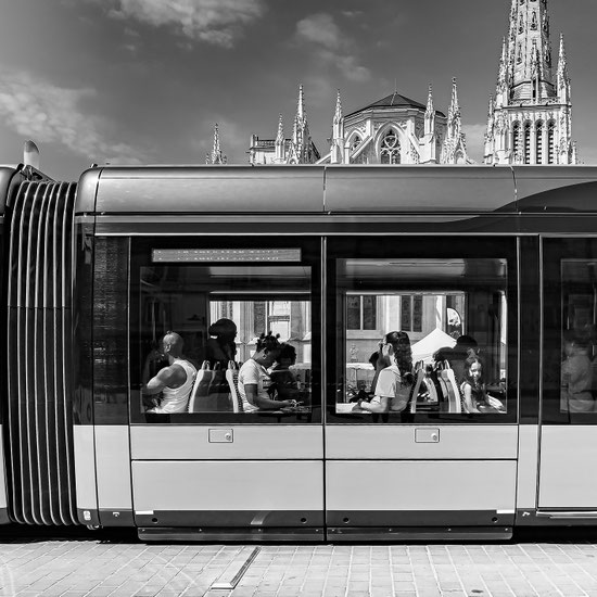 Bordeaux I, 2023, Fine Art Baryta Print, gerahmt