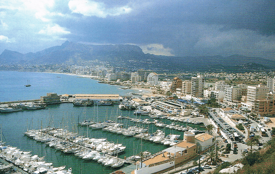 Puerto y ciudad de Calpe, Alicante (Comunitat Valenciana)