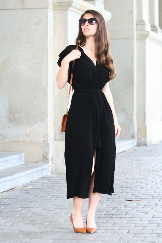 Das kleine Schwarze by Carmen Modeblog schwarzes Kleid Zara
