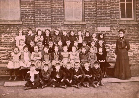 Red Lion 1st grade class of 1901