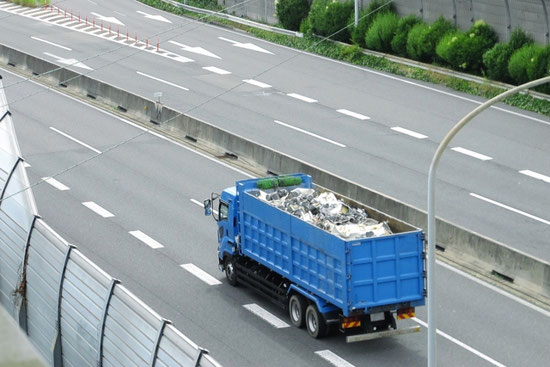 産業廃棄物収集運搬車両のイメージ画像