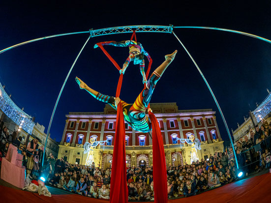 danza aérea en las calles de San Fernando
