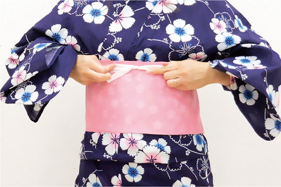 結び帯の付け方ステップ4