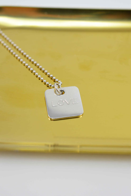 pendentif personnalisé Forma F07 gravé LOVE