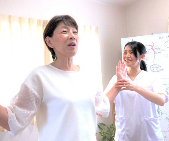 おうちに帰ってから行うストレッチの指導