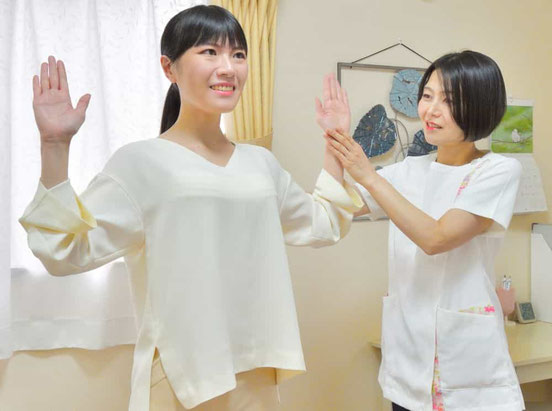 おうちに帰ってから行うストレッチの指導