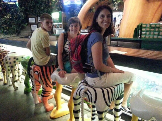 kleine Verschnaufpause in den Ontario Mills vom `Powershopping`...