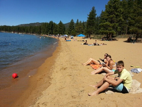 Ankommen und gleich mal zum See um reinzuspringen... - fast Badewannentemperatur gegen gestern ;-) 