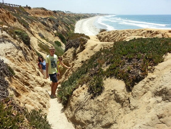 ...um den ersten Kontakt mit dem Pazifik aufzunehmen.