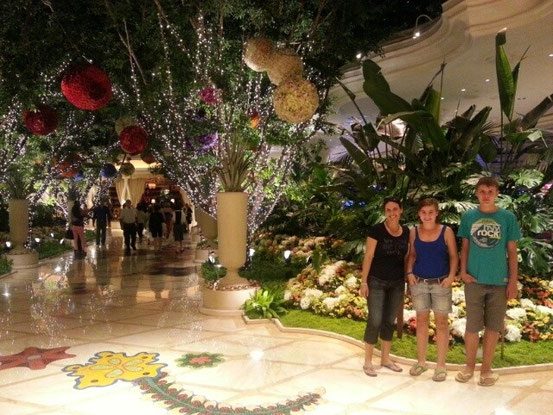 ....und auf dem Weg durch das Palazzo,