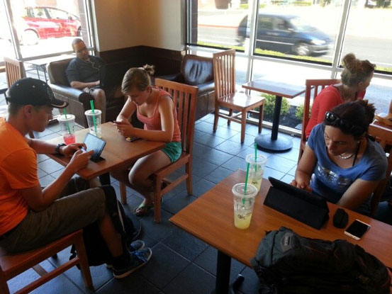 So sieht es aus, wenn die Familie endlich wieder WLAN hat ;-) 