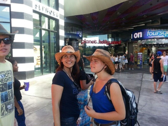 ...und zum Planet Hollywood.