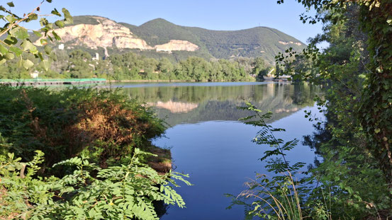 Kleiner See direkt neben dem Zeltplatz
