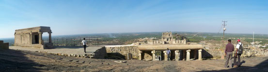 Blick nach Norden vom Indragiri Hill