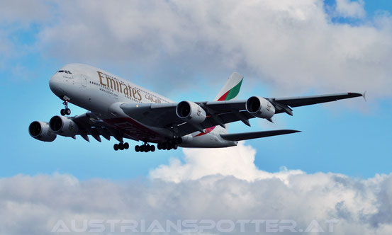 Emirates **** Airbus A 380-861 **** A6-EOU