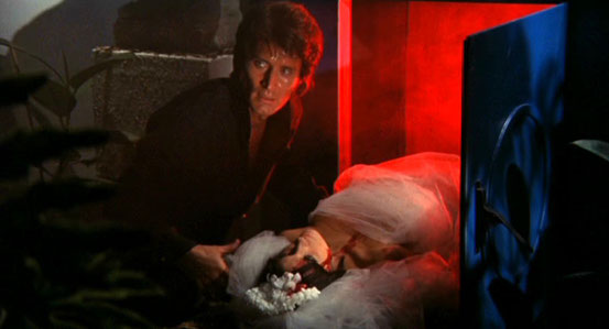 Une Hache Pour La Lune de Miel de Mario Bava - 1970 / Horreur - Giallo 