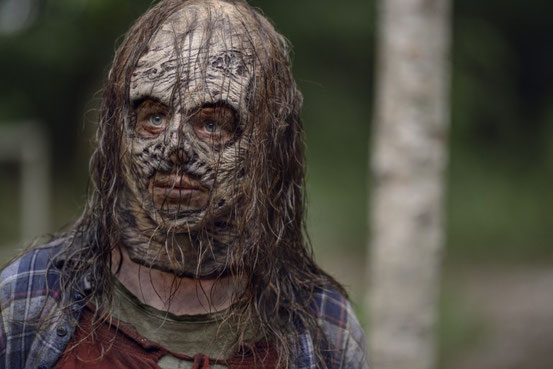 L'ACTRICE THORA BIRCH (37 ANS) INCARNERA GAMMA (12 ANS) DANS LA SAISON 10 DE THE WALKING DEAD ! 