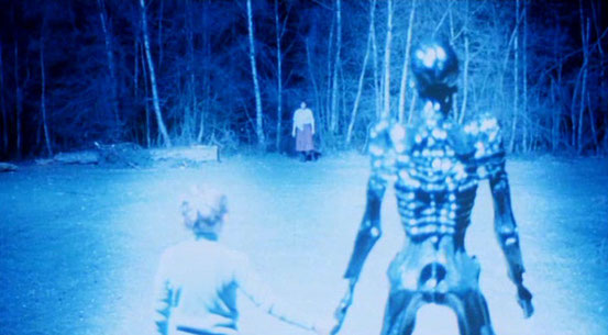 Xtro de Harry Bromley Davenport - 1982 / Science-Fiction - Horreur 