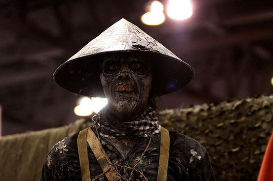 Auch die Zombies der Philosophen sind irgendwie Untote bzw. Unbewusste. Nur sehen sie nicht so schrecklich aus, wie die in Horrorfilmen.