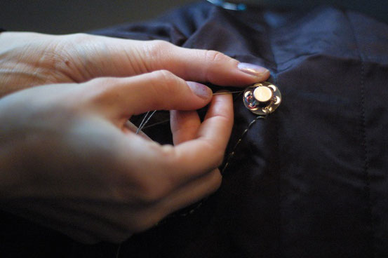 Überall können Sensoren eingebaut werden - sogar in einen Jackenknopf. Lizenz: cc by-sa/2.0/de (CC, Jean Baptiste)