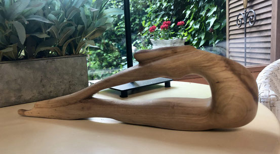 Holzskulptur, Yoga, Walnuss, 30 cm