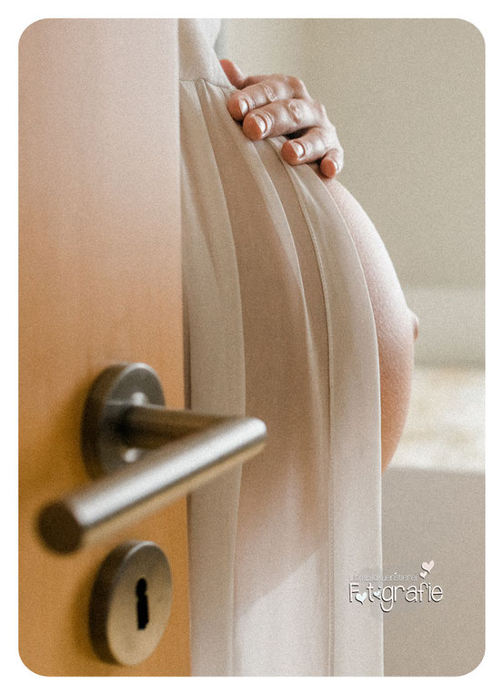 Reportage, Homestory, Schwangerschaftsfotos, Babybauch, Fotografie, Photography, Newborn, Neugeborene, Zwickau, Glauchau, Aue, Altenburg, Chemnitz, Weimar, Leipzig, Dresden, Jena, Gera, Hebamme Lichtbildkuenstlerei