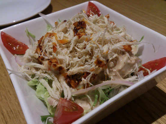 「バンバンジーサラダ」もふつうに美味しいです。もう一回り大きければもっと良かったな~。