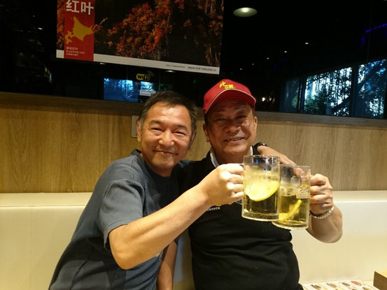 普段中国人スタッフに囲まれているせいもあって、日本人客が来ると気さくに話しかけてくれます。