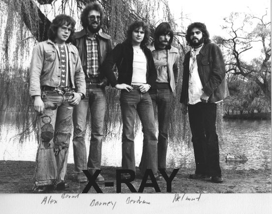    v.l.n.r.: Alexander Stams, Bernd Kuhn, Barney Roth, Bertram Hoyke, Helmut Schüßler (1976)