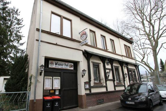 Der Wiener Hof ist ein beliebter Kulturort in Bieber: In den 1880er Jahren erwarb Peter Kaiser das Grundstück und baute dort den Gasthof – da er gern von Wien erzählte, machte der Volksmund daraus den „Wiener Hof“. Foto: Sommer