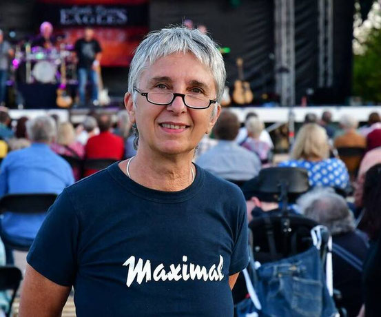 Freut sich auf's große Jubiläumskomzert am Samstag: Vorsitzende Karin Wagner. Foto: MECORA