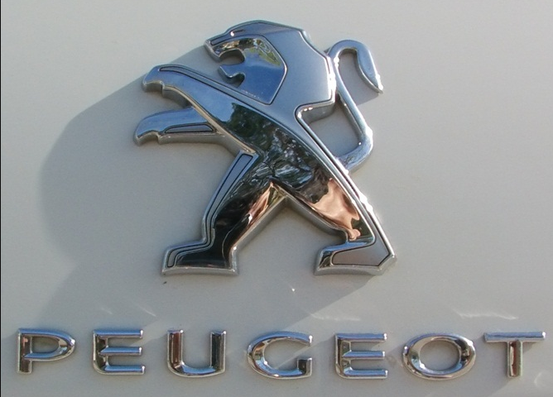 ( Bildquelle: https://commons.wikimedia.org/wiki/File:Peugeot_New_Logo.jpg )