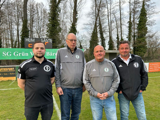 (von links nach rechts): Schatzmeister René Born, 1. Vorsitzender Kai Kraag,  2. Vorsitzender John Austinat, 3. Vorsitzender Andres Irmisch