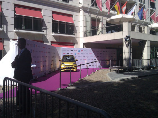 Welcome to the p!nk Carpet show!