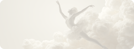 Cloud Dancer ist kein schrilles Weiß, kein gefälliges Pastell. Es ist ein “soft, warm off-white” mit ausgewogener Balance von warmen und kühlen Untertönen — bewusst gewählt, um universell einsetzbar zu sein.