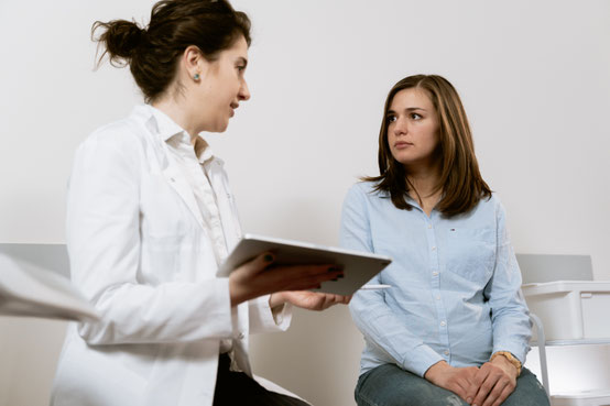 Ärzte Praxisalltag praxisverwaltungssoftware patientenbindung tipps zur erhöhung der patientenbindung verbindung arzt und patient vorteile patientenbindung