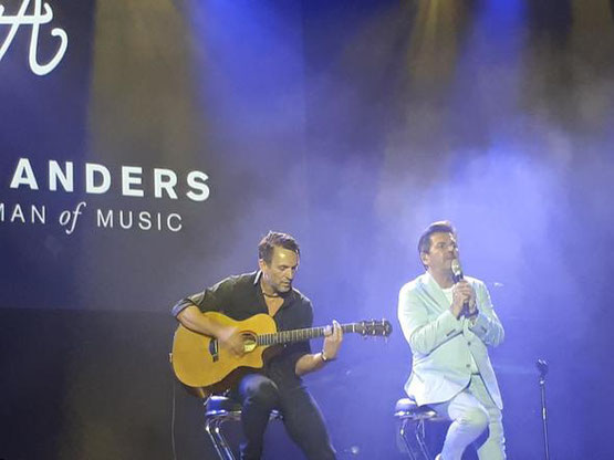 Thomas Anders mit dem hervorragenden Gitarristen  Lars Ilmer 