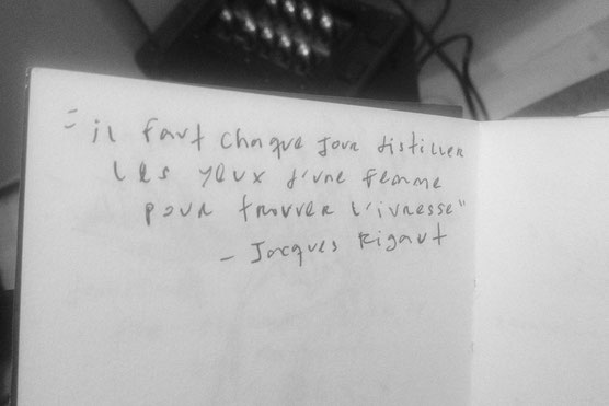 "il faut chaque jour distiller les yeux d'une femme pour trouver l'ivresse" - Jacques Rigaut ou MON LIVRE DE CHEVET, C'EST UN REVOLVER