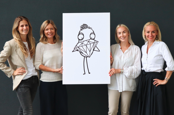 Das Team von BRILLIANT Communications freut sich, ab sofort "Quipster", das Fashion-Label aus Salzburg im "brillianten" Portfolio zu begrüßen.