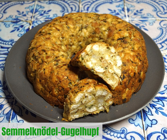 Semmelknödel, diesmal in der Gugelhupfform im Backofen gegart