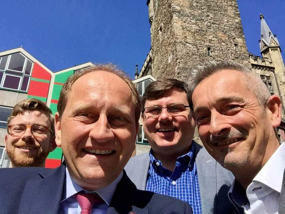 Marc Naether, Alexander Graf Lambsdorff, Hans Stein u. Dr. Werner Pfeil von der AG Europa u. grenzüberschreitende Zusammenarbeit bei einem Treffen in Aachen