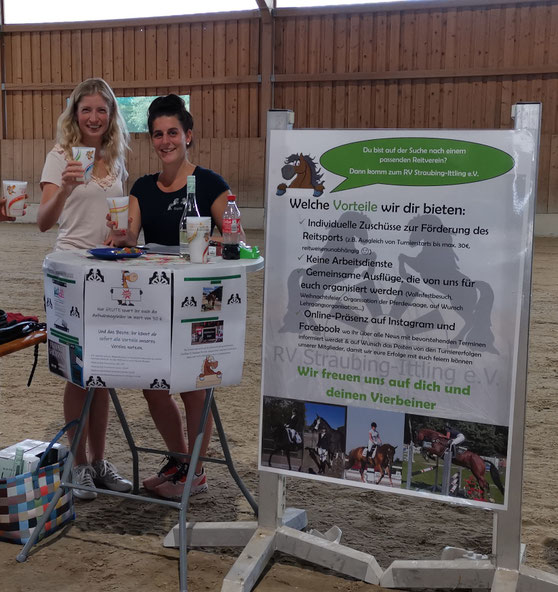 unser Infostand auf dem Flohmarkt unseres Heimatstalls Aitrachaue war ein voller Erfolg und der Verein kann sich über einige neue Mitglieder freuen :)