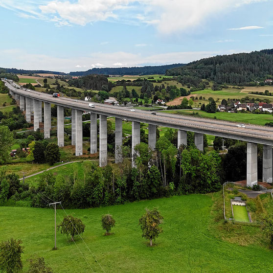 Brückensanierung an der Autobahn