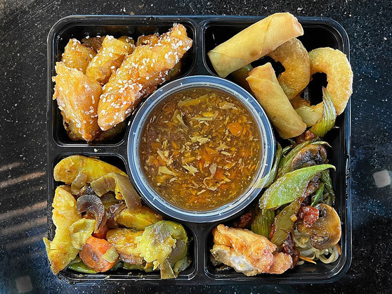 Take-away-Box mittlere Portion 